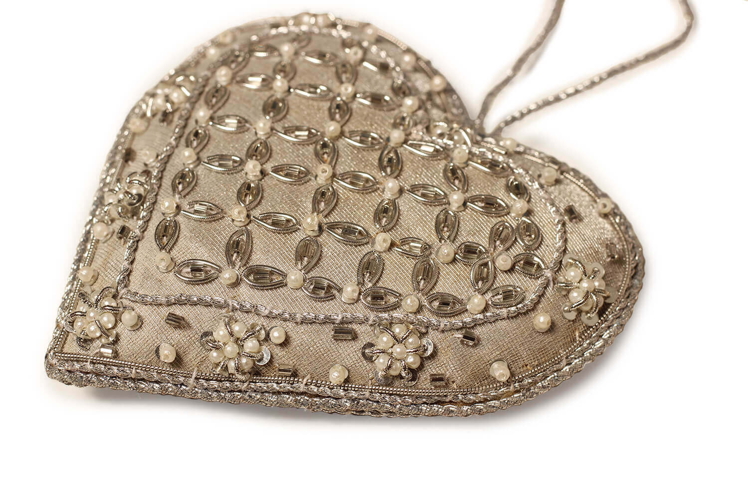 ArtistryBazaar 3.5" x 3.5" Silver Pearl Heart Christmas Décor, Handmade with Zari thread, sequence and cotton.