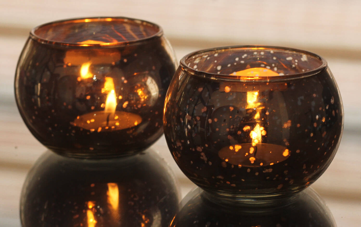 ArtistryBazaar 3.4"WX2.5"H Mercury  Bubble-with Distressed Foil handmade Glass Mosaic work set of 2 tealight lamp candle holder  for living room home outdoor decoration