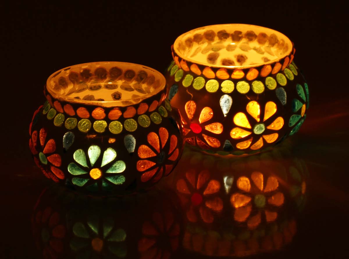 Heartfelt Gratitude - Glass Mosaic Tea-Light / Candle Holder - Decorative Multicolor Home Décor - Buy in Bulk Wholesale
