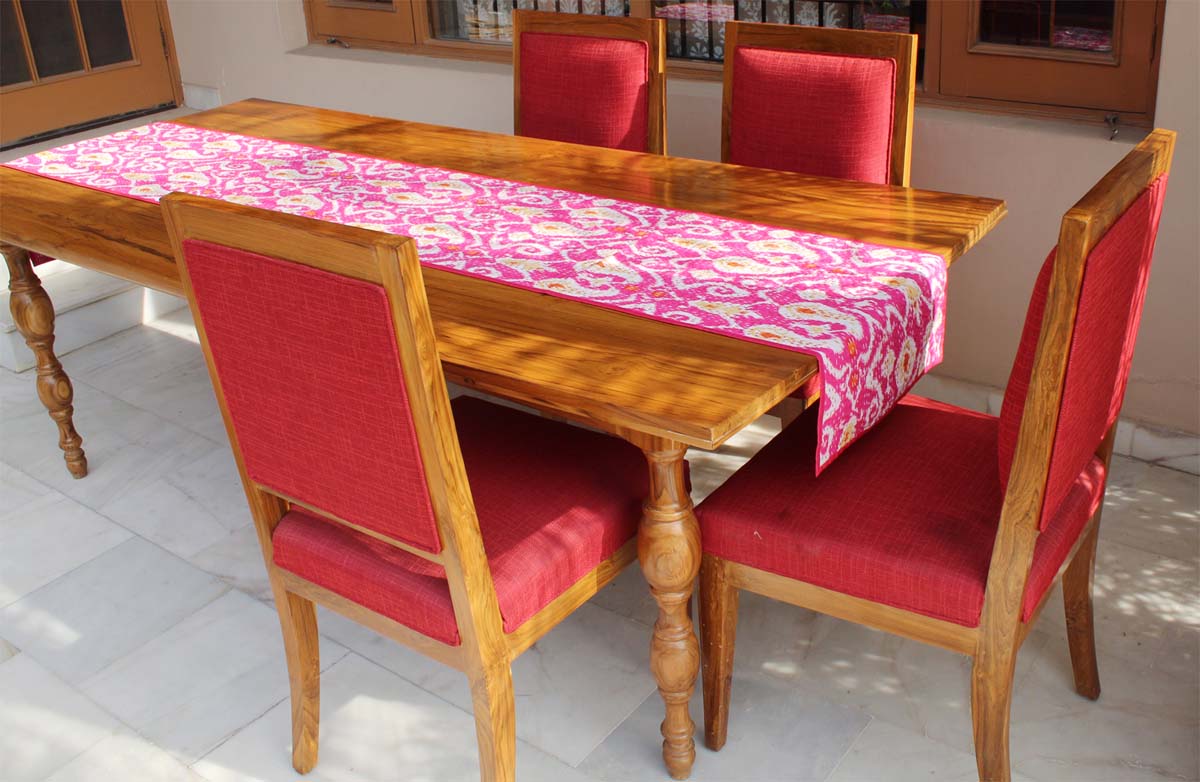 Bulk Wholesale Set of 8 Placemats & 1 Table Runner – Cotton - Ikat Print With Paisley Motifs – Pink & White - Table Top Décor & Furnishings