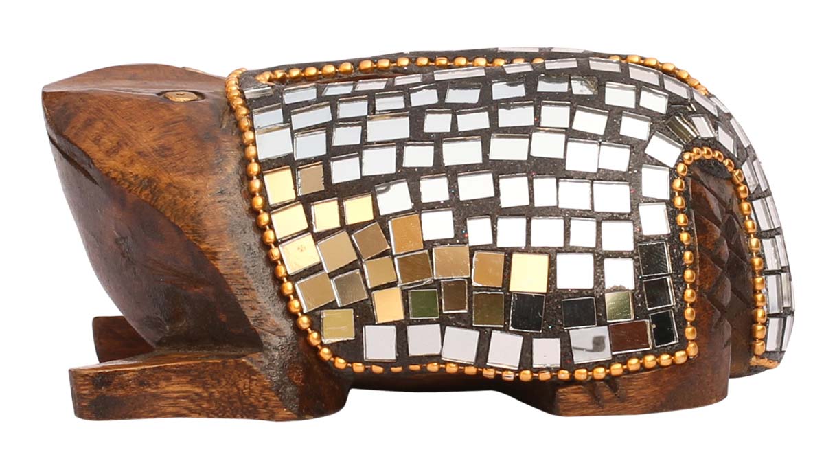 Bulk Wholesale Handcrafted Eucalyptus Wood Card Holder / Mail Holder in Frog Shape Enhanced with Traditional Style Mirror Work – Antique-Look Home Décor / Desk Organizer from India