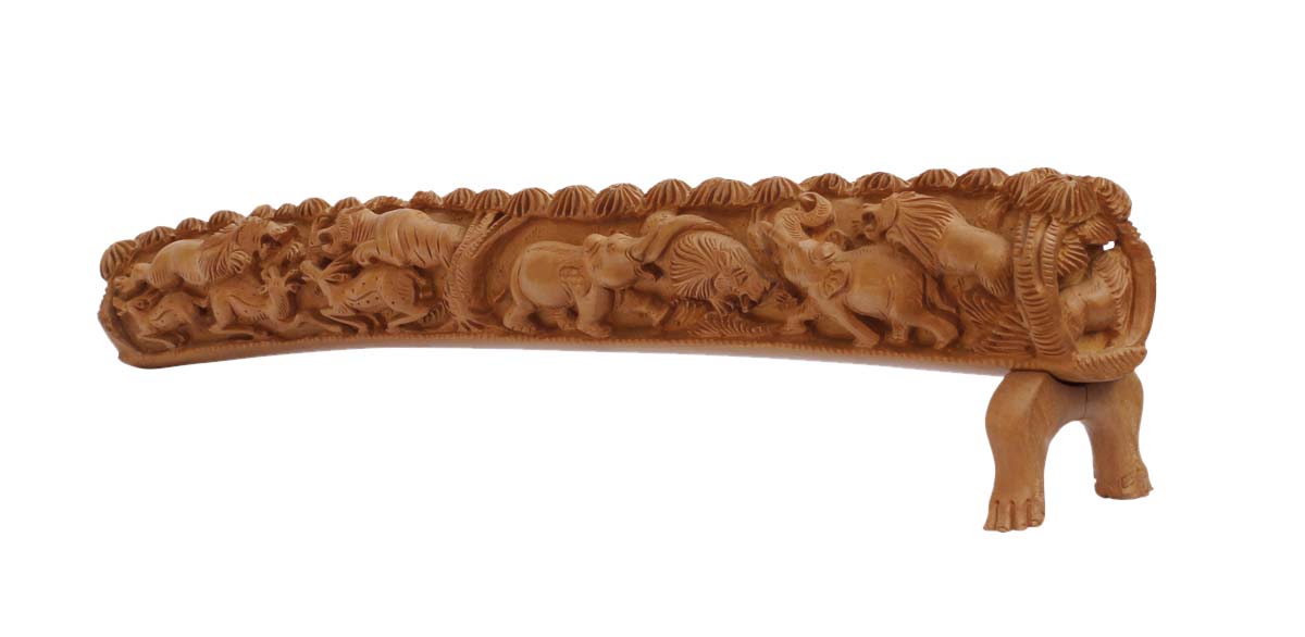 Bulk Wholesale – 18” Hand-Carved Jungle Scene on Wood Plank – Rare Decoration-Piece / Home Decor for Art-Lovers