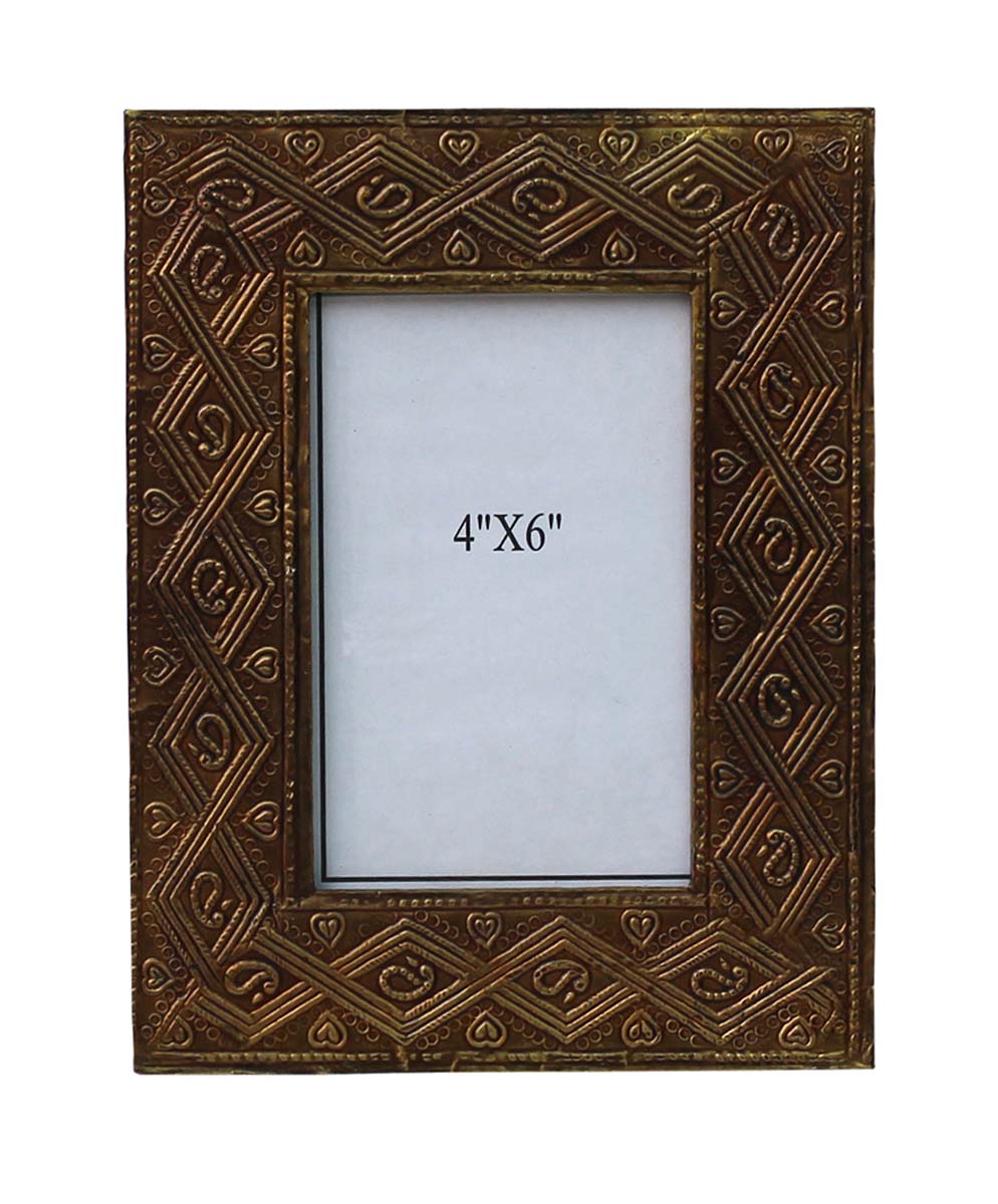 Bulk Buy 4x6 Inches Picture Frame in Wood - Wholesale Handmade Golden Color Photo Frame Decorated with Brass Inlay Work - Home Decor Picture Frames from India