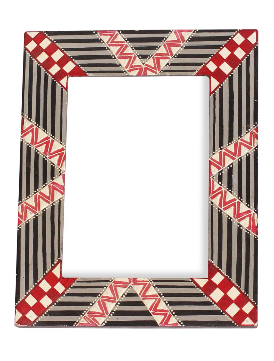 Buy 4x6” Wooden Picture Frame in Bulk - Wholesale Handmade Wood Photo Frame Decorated with Cone-Painting in Black, Grey & Red Color - Home & Office Decor Frames from India