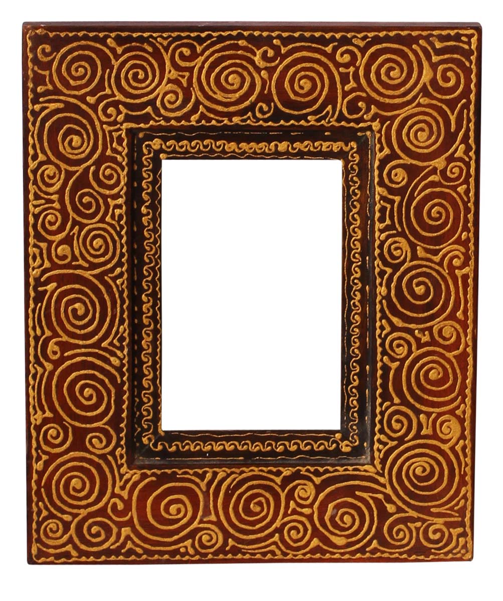 Source Red 5x7” Photo Picture Frame in Bulk - Wholesale Handmade Wooden Frame with Painting of Golden Motifs - Home Decor Picture Frames/Accessories from India