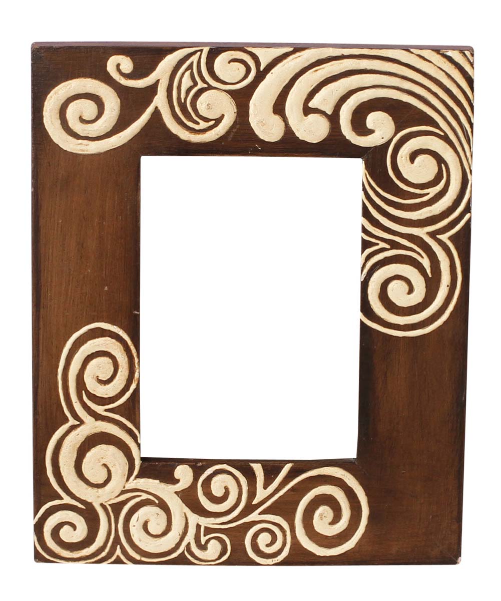Wholesale Red 5x7” Photo Picture Frame in Bulk - Source Handmade Wooden Frame with Painted Off-White Motifs - Home Decor Picture Frames/Accessories from India