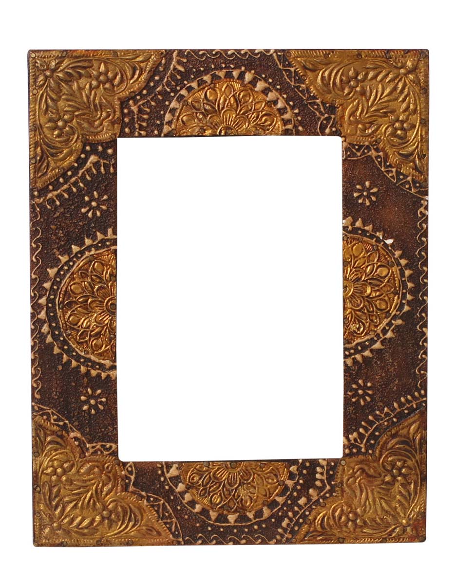 Wholesale 5x7 Inches Picture Frame in Bulk - Source Handmade Brown Wooden Photo Frame with Old-World Style Brass-Work in Golden Color Motifs - Home & Office Decor from India