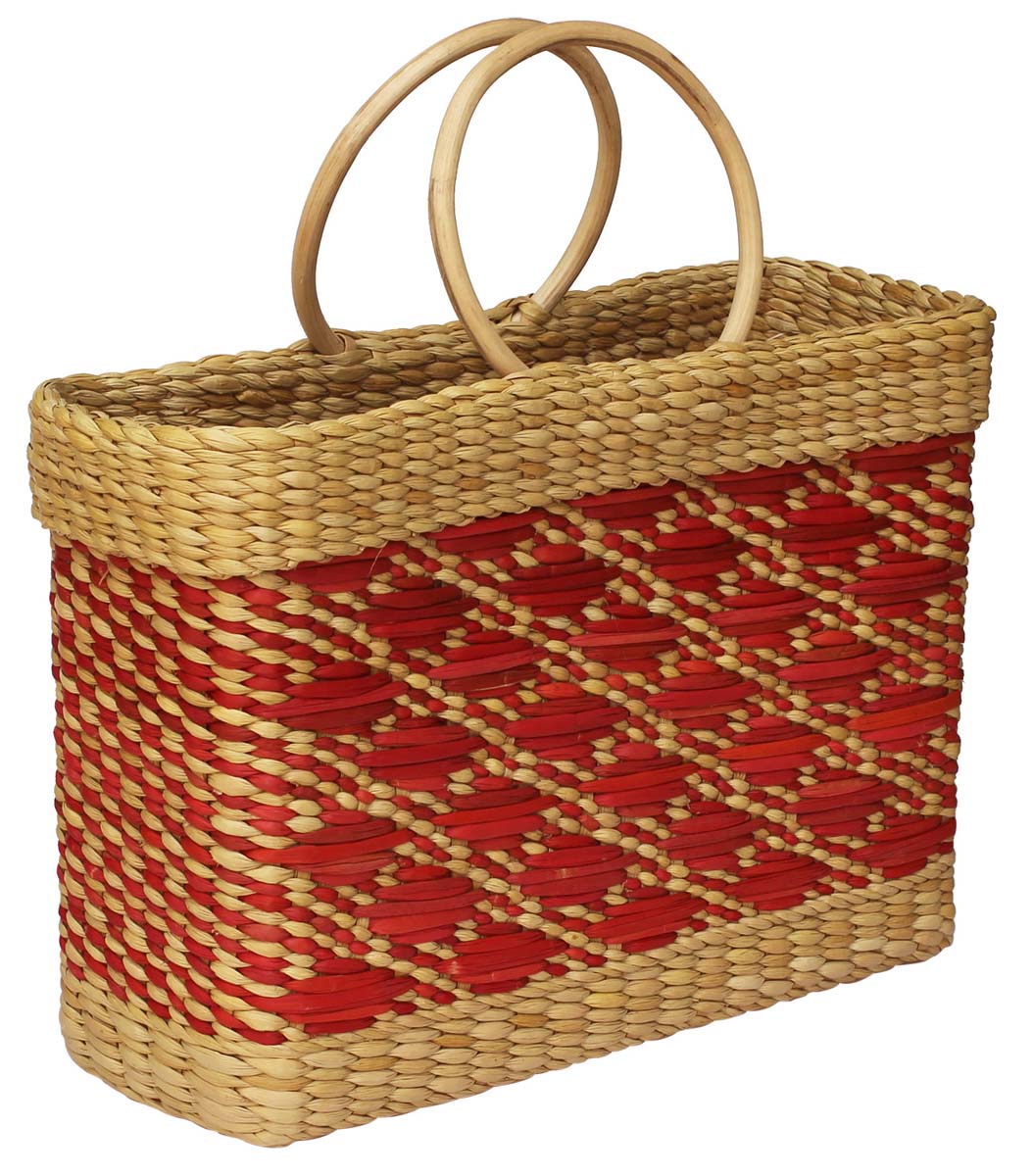 Source 18” Red & Beige Water-Reed Bag in Bulk - Wholesale Hand-Woven Reusable Carry Bags/Shopping Bag with Wooden Handles & Geometric Pattern - Eco-Friendly Handbags from India