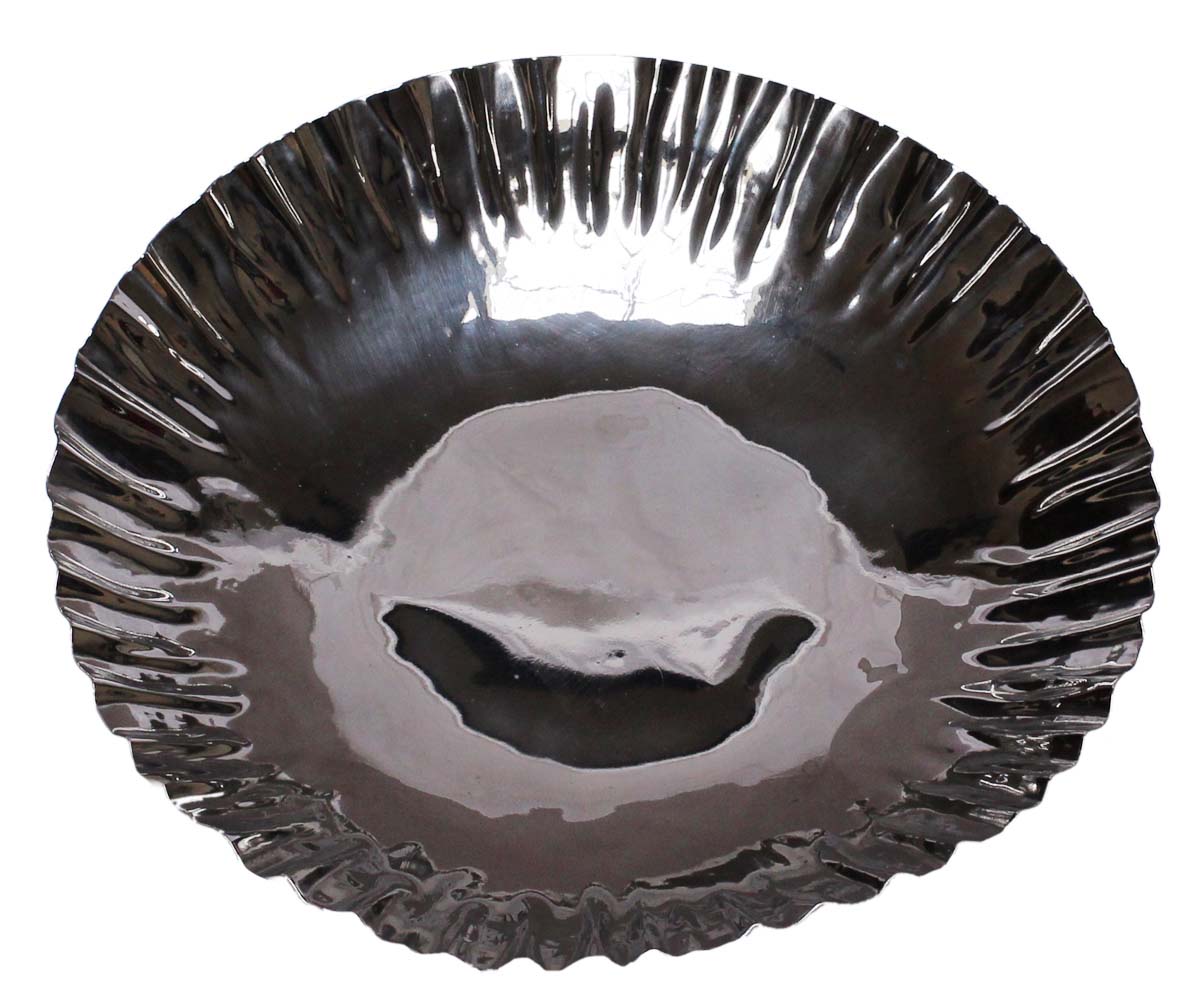 Bulk Wholesale Fruit Tray/Plate with Wavy Sides - 11” Round-Shaped Handmade in Metal with Silver Color Finish - Stylish Platters/Kitchen Accessories