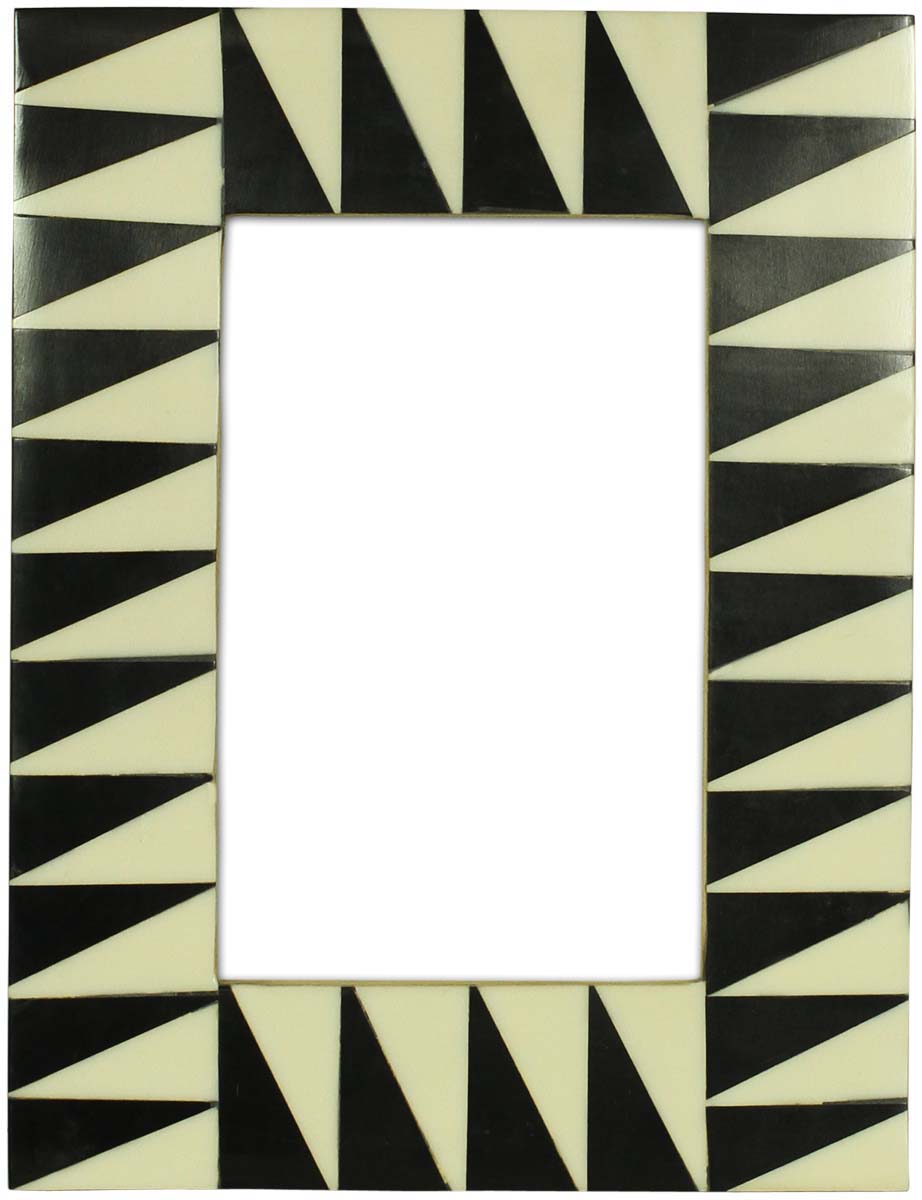 Source Handmade Monochrome 4x6 Inches Picture Frame in Bulk - Source Handcrafted Photo Frame in MDF & Resin - Home Decor Picture Frames from India