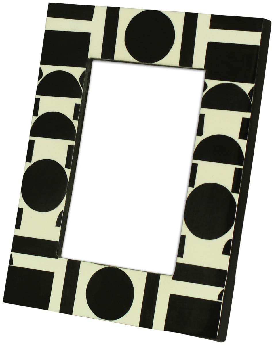 Wholesale Rectangular Black & White 4x6 MDF Photo/Picture Frame with Geometric Patterns in MDF & Resin - Home Decor Picture Frame from India