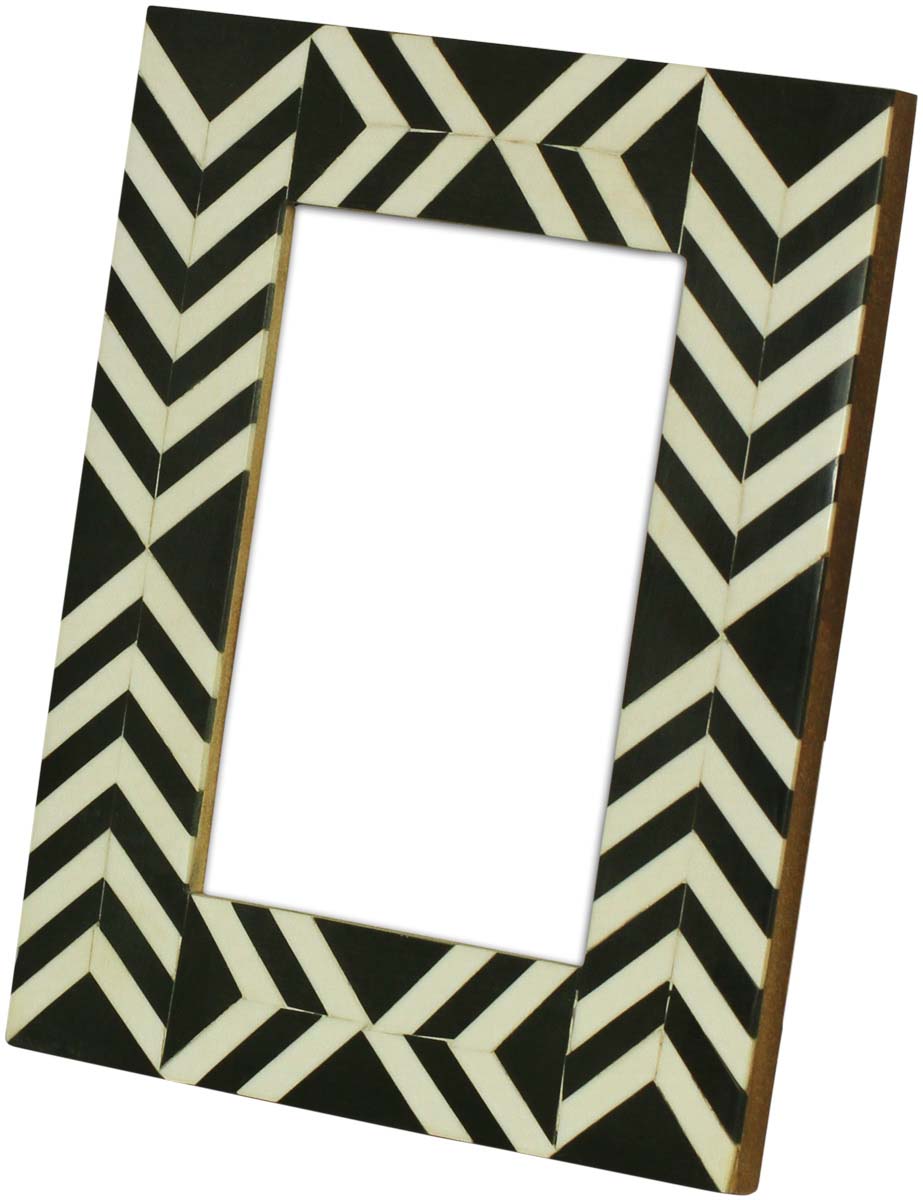 Wholesale 4 x 6” Handmade Chevron Pattern Picture Frame In Bulk - Black & White Colored Photo Frame - Resin & MDF - Source Home Decor Accessories & Gift Ideas