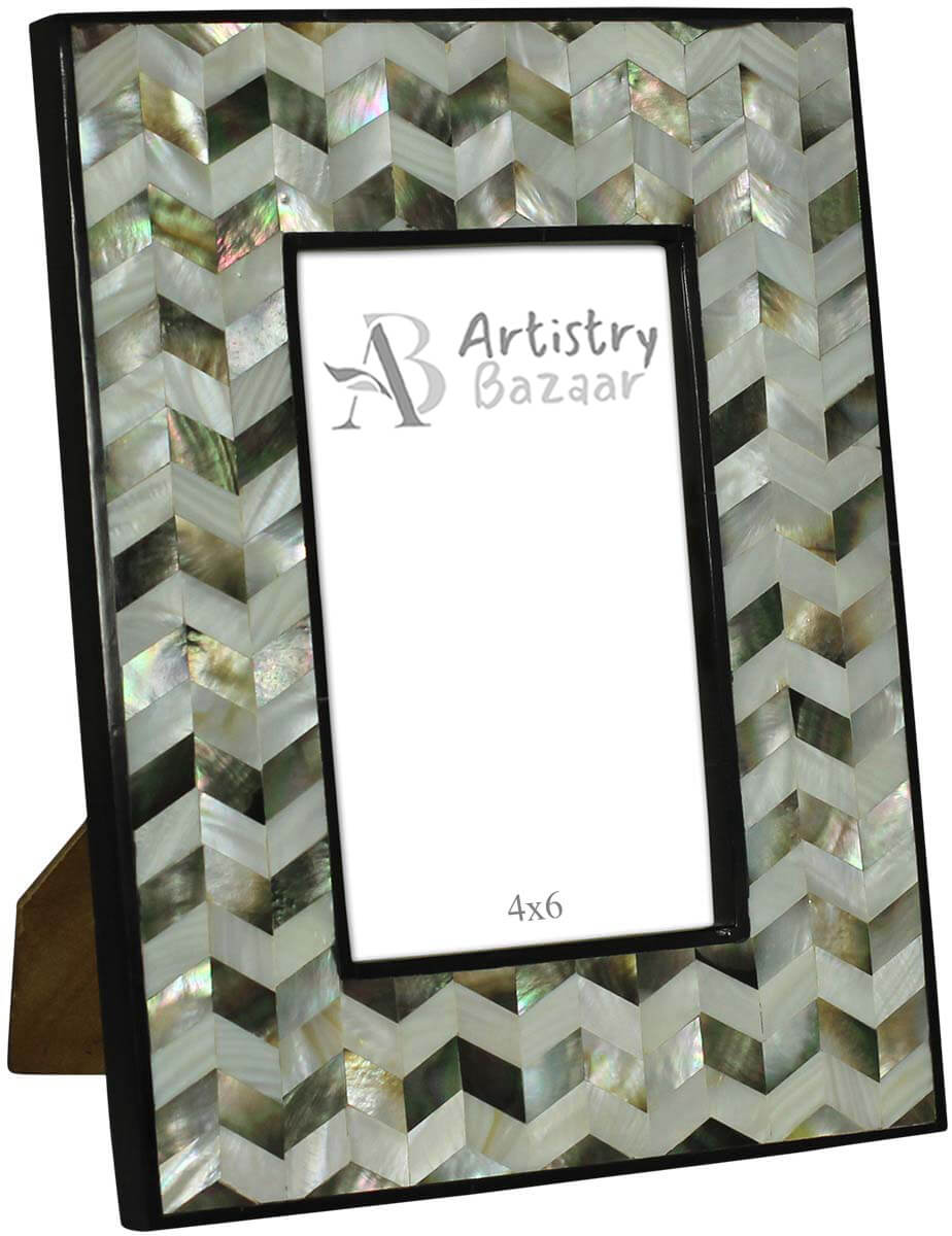 Bulk Source Chevron Pattern 4x6 Photo/Picture Frame in MDF & Mother of Pearl - Wholesale Silver & Gray Photo Frame - Home Decor Picture Frame from India