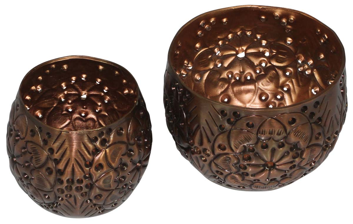 Set of 2 Tea-Light Candle Holders in Metal - Antique Finish - Unique Candle Decor - Buy in Bulk Wholesale