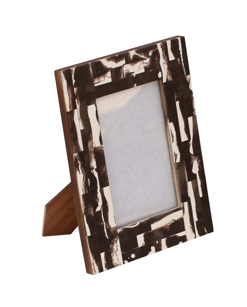 Buy 4x6” MDF Picture Frame in Bulk - Wholesale Handmade White & Brown Photo Frame Decorated with Abstract Design - Home & Office Decor Frames from India