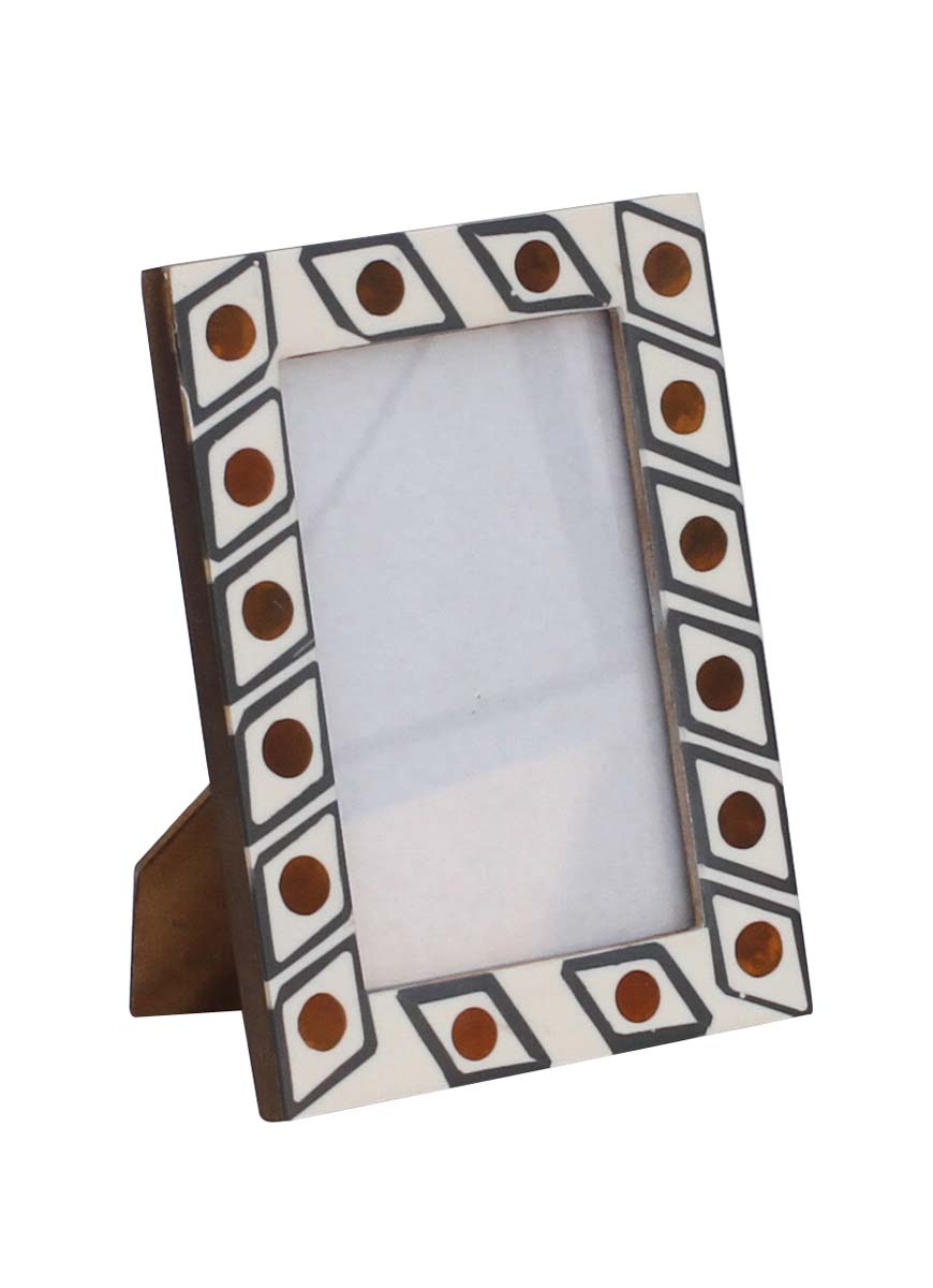 Bulk Buy 4x6 Inches Picture Frame in White Color with Brown Dots & Grey Diamond Shaped Patterns - Wholesale Handmade MDF Photo Frame - Home Decor Picture Frames from India