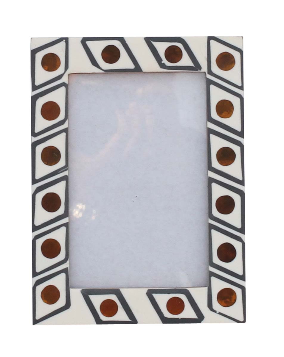 Bulk Buy 4x6 Inches Picture Frame in White Color with Brown Dots & Grey Diamond Shaped Patterns - Wholesale Handmade MDF Photo Frame - Home Decor Picture Frames from India