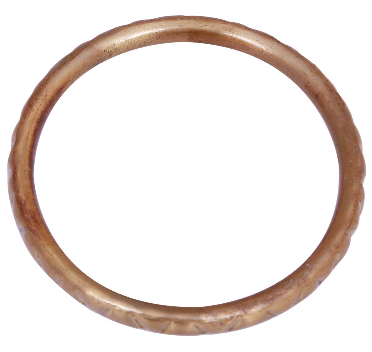 Source Antique-Look Round Bangle in Bulk - Wholesale Handmade Bangle in Metal with Golden Finish - Designed with Lines Inscribed on the Outer Side - Women Fashion Jewelry & Accessories