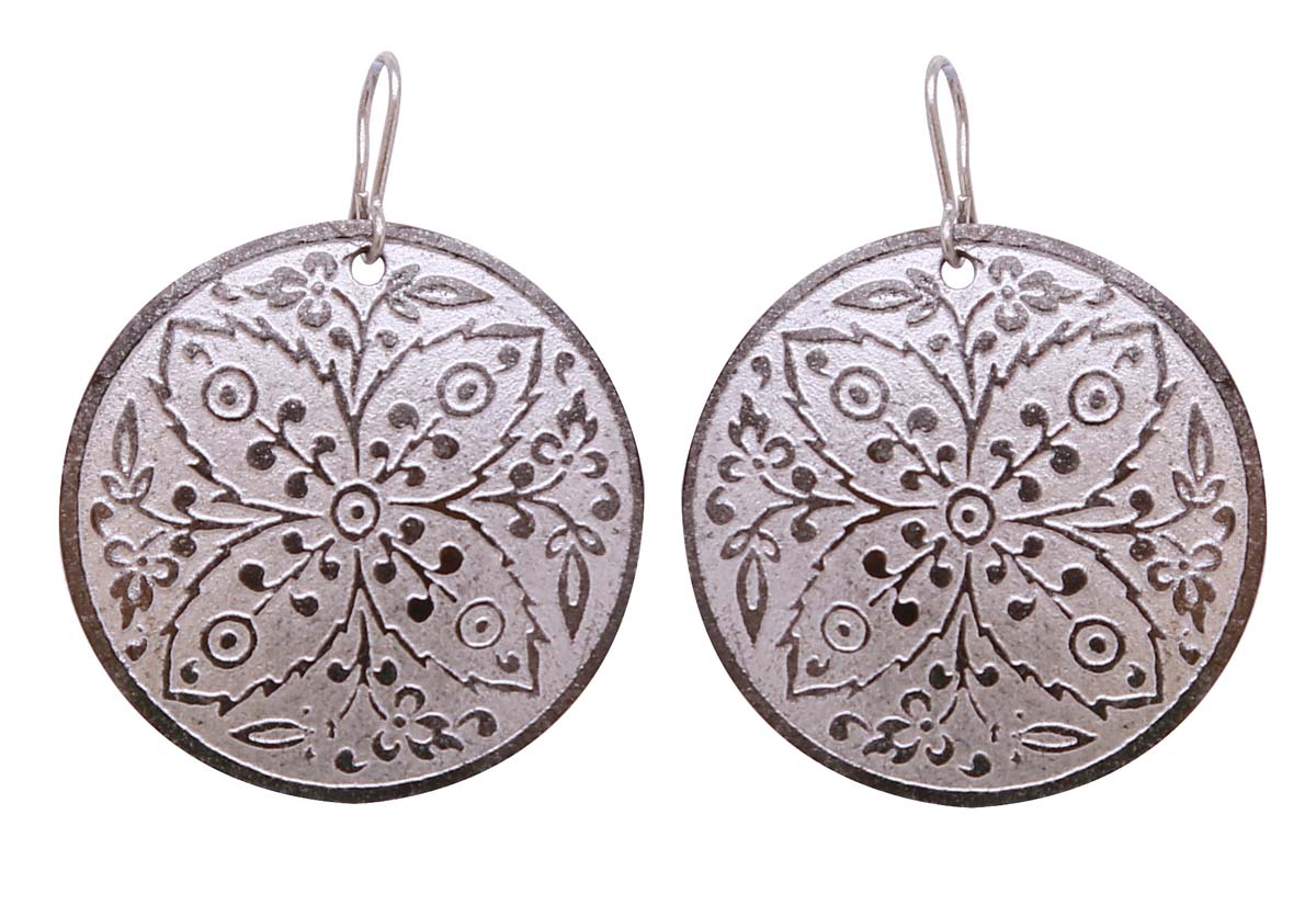 Pair of Round-Shaped Hanging Earrings in Bulk - Wholesale Dangle/Drop Earrings with White & Gray Color - Decorated with Floral Motifs - Source Women Fashion Jewelry & Accessories