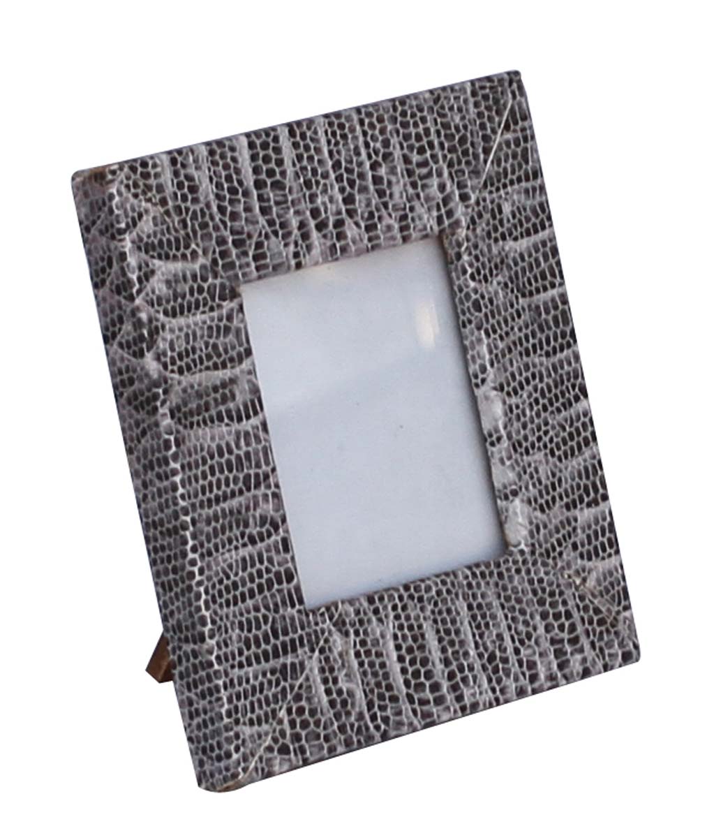 Source 3x3 Picture Frame in Bulk - Wholesale Handmade Snake Skin Design Photo Frame Decorated in MDF & Faux Leather - Home & Office Decor Frames from India