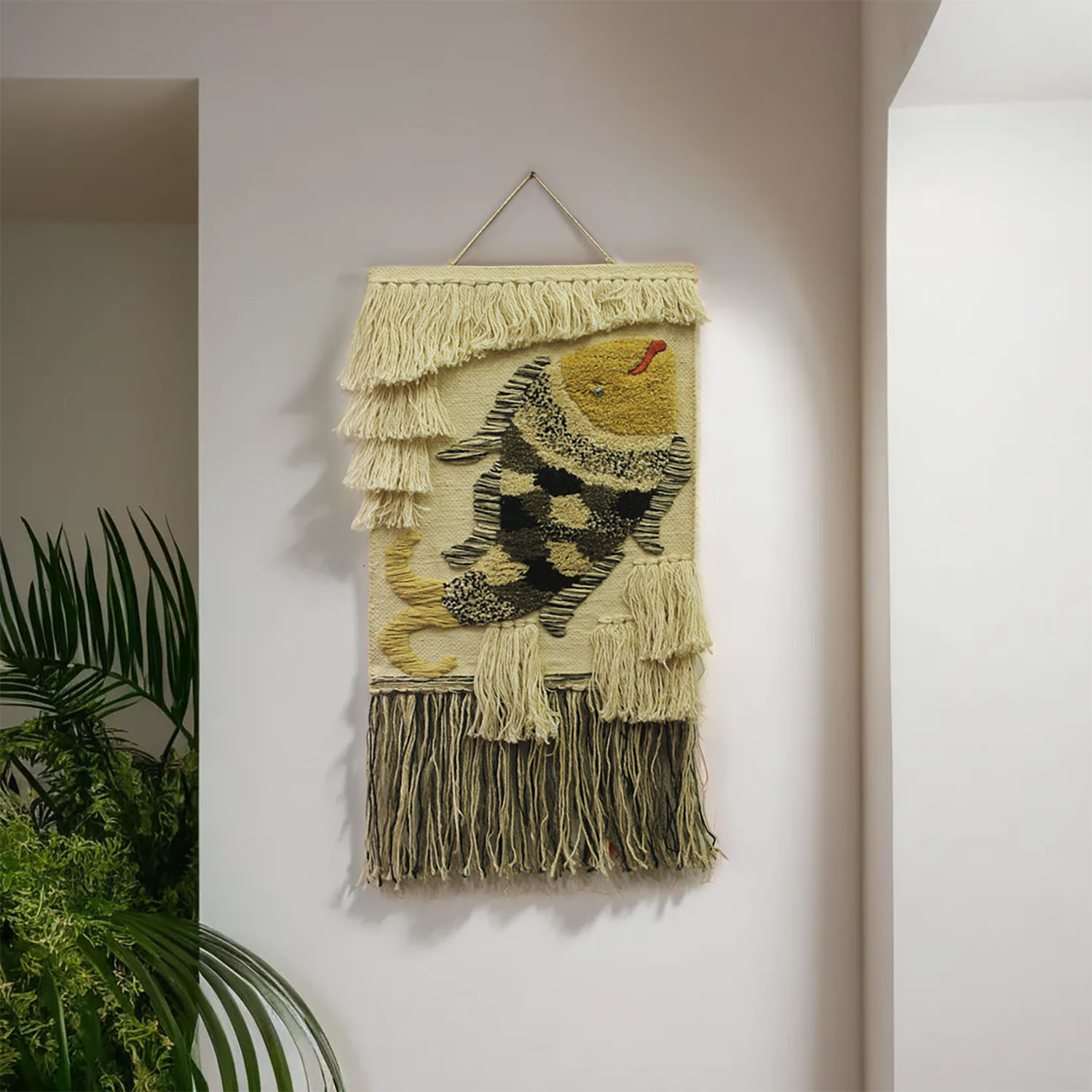 ArtistryBazaar Jute Multicolor Textured Fish Design Handwoven Wall Hanging décor