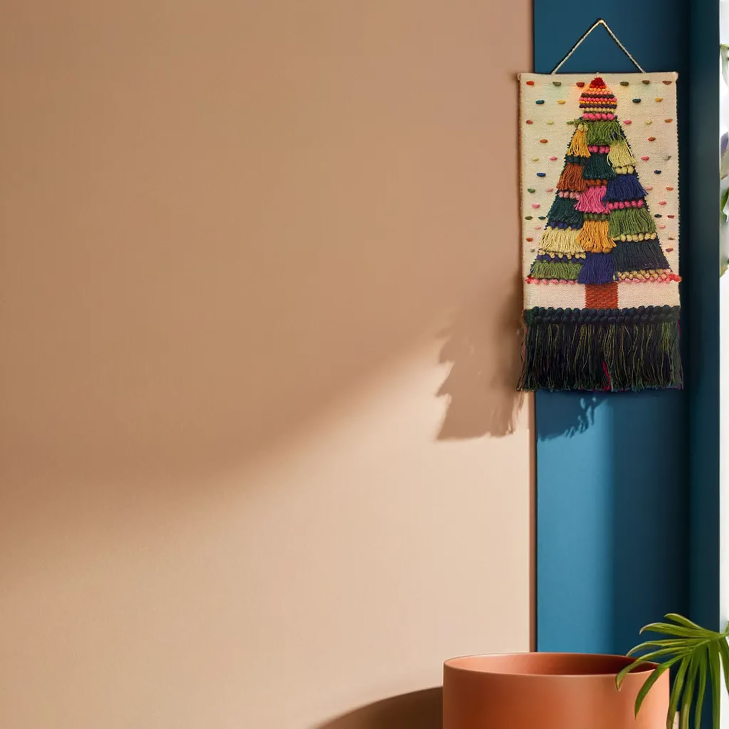ArtistryBazaar Festive Christmas Tree Hand Woven Wall Hanging for Home Décor, Christmas Decoration Wall Art