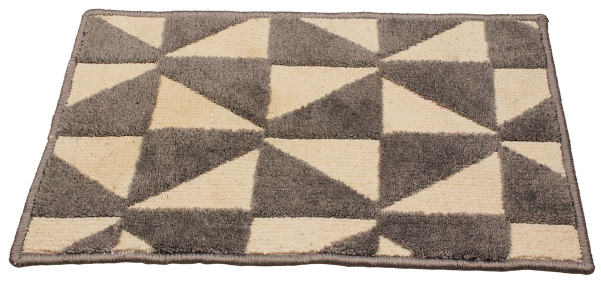 23” Tufted Cotton Door-Mat / Rug in Bulk at Wholesale – Gray Off-White Pattern – Elegant Home Décor & Furnishings