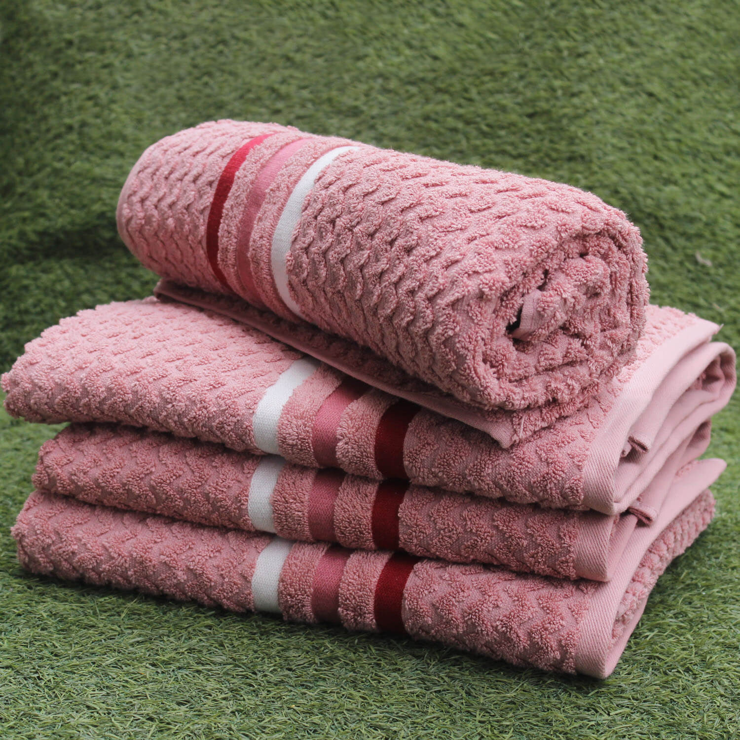 Soft and Absorbent Cotton Bath Towel with Color Stripes, Zero Twist, 56x28 Inches