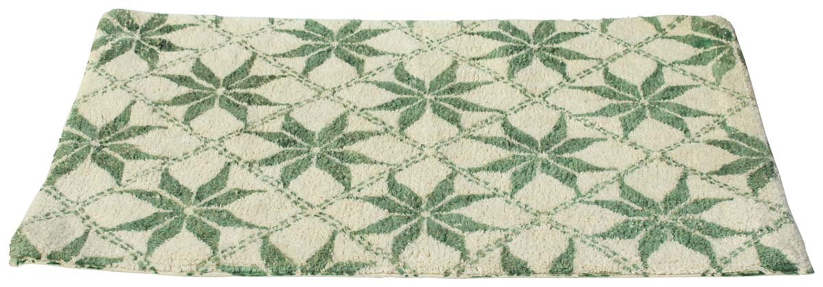 31” Off-White Green Cotton Tufted Bath-Rug in Bulk at Wholesale – Handmade Bath Mats – Floral Pattern - Home & Bathroom Essentials