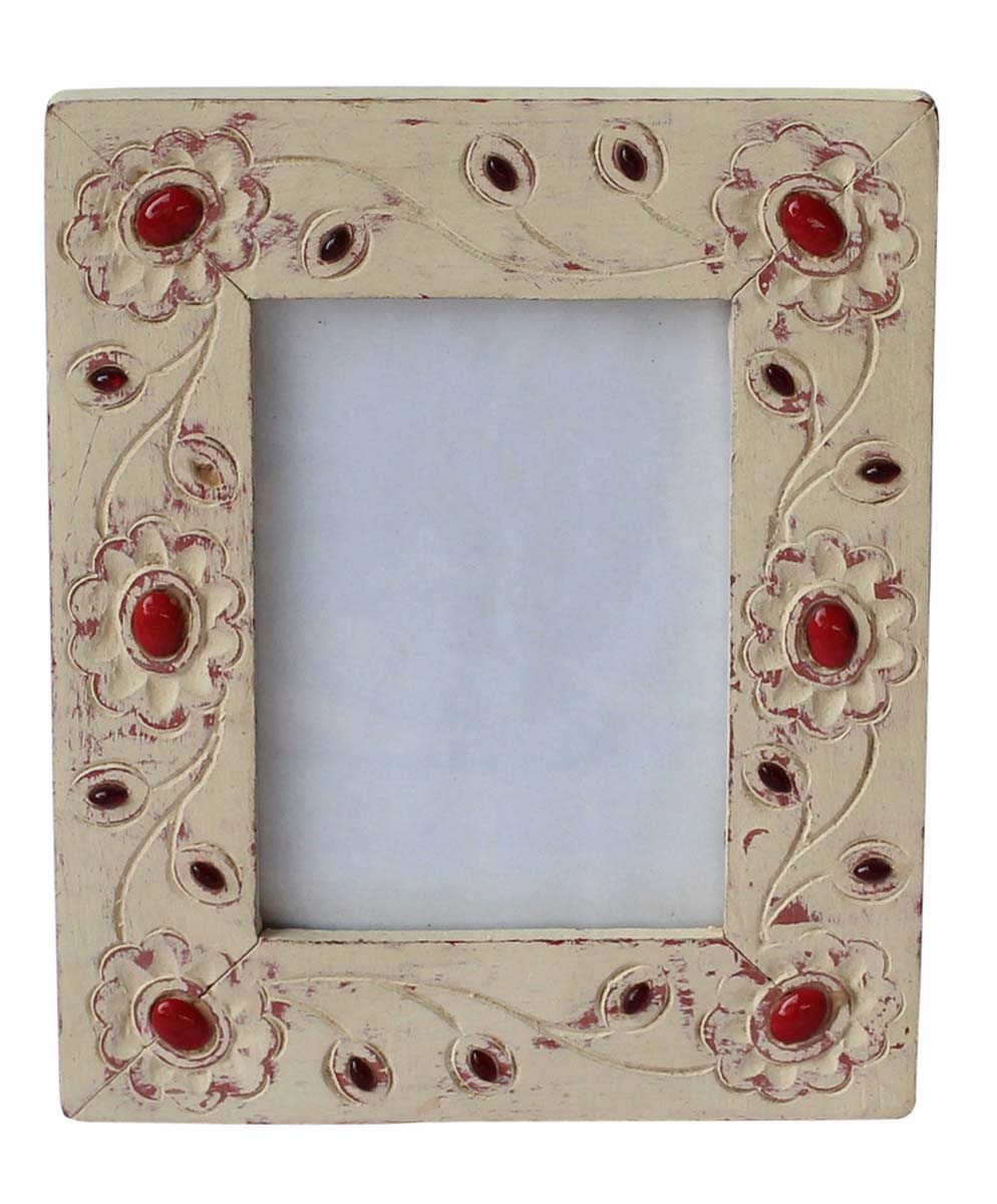 Bulk Buy Rectangular White 4x6 Photo/Picture Frame in Wood with Carving and Beads - Wholesale Photo Frame/Picture Frame from India