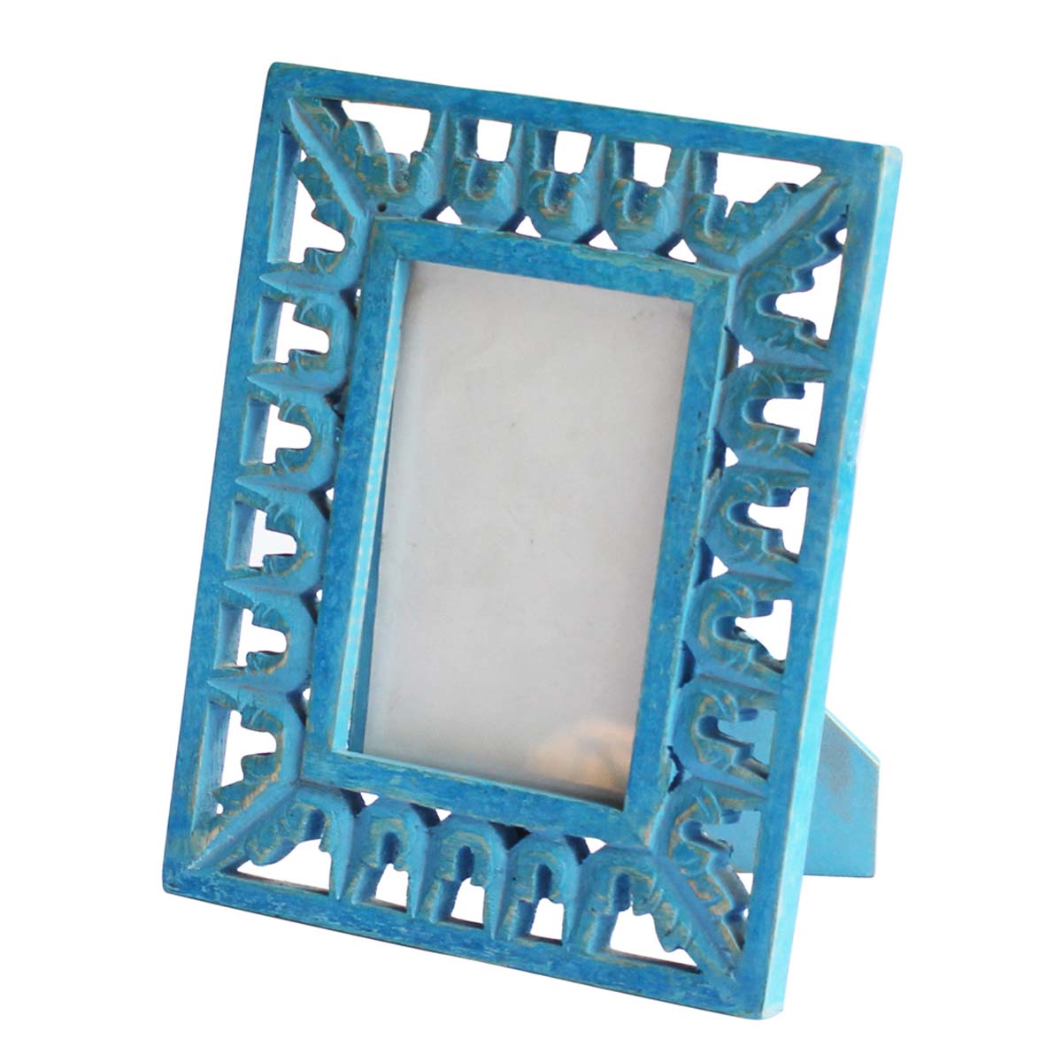 Wholesale Rectangular 4x6 Photo/Picture Frame in Wood with Intricate Carving in Traditional Pattern - Bulk Buy Home Decor Photo Picture Frame from India