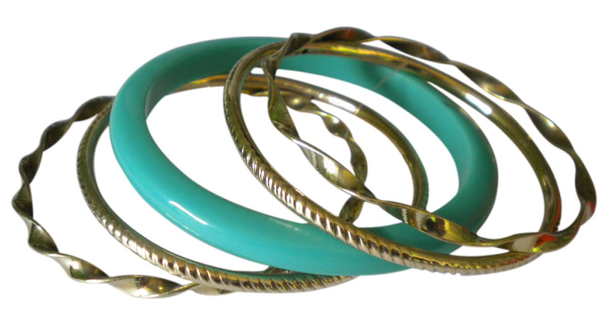 2.6” Turquoise Golden Bangles – Assorted Set of 5 in Resin & Metal – Colorful Accessories in Bulk at Wholesale - Unique Fashionable Jewelry Collection for Women/Teens