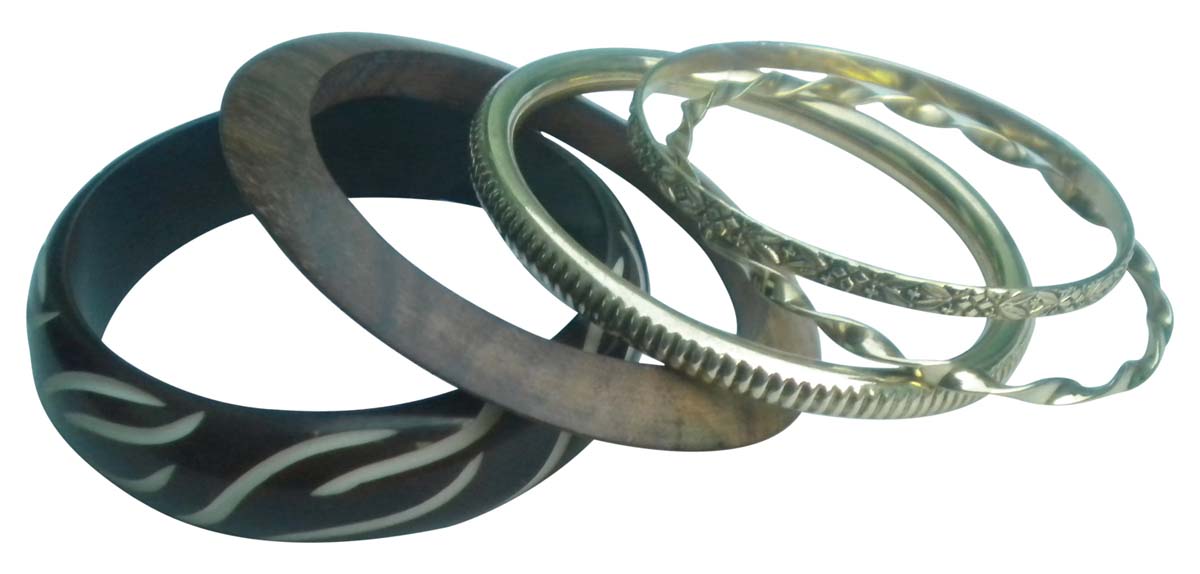 2.6” Black Brown & Golden Bangles – Assorted Set of 5 in Brass, Wood & Resin – Women Fashion Accessories in Bulk at Wholesale