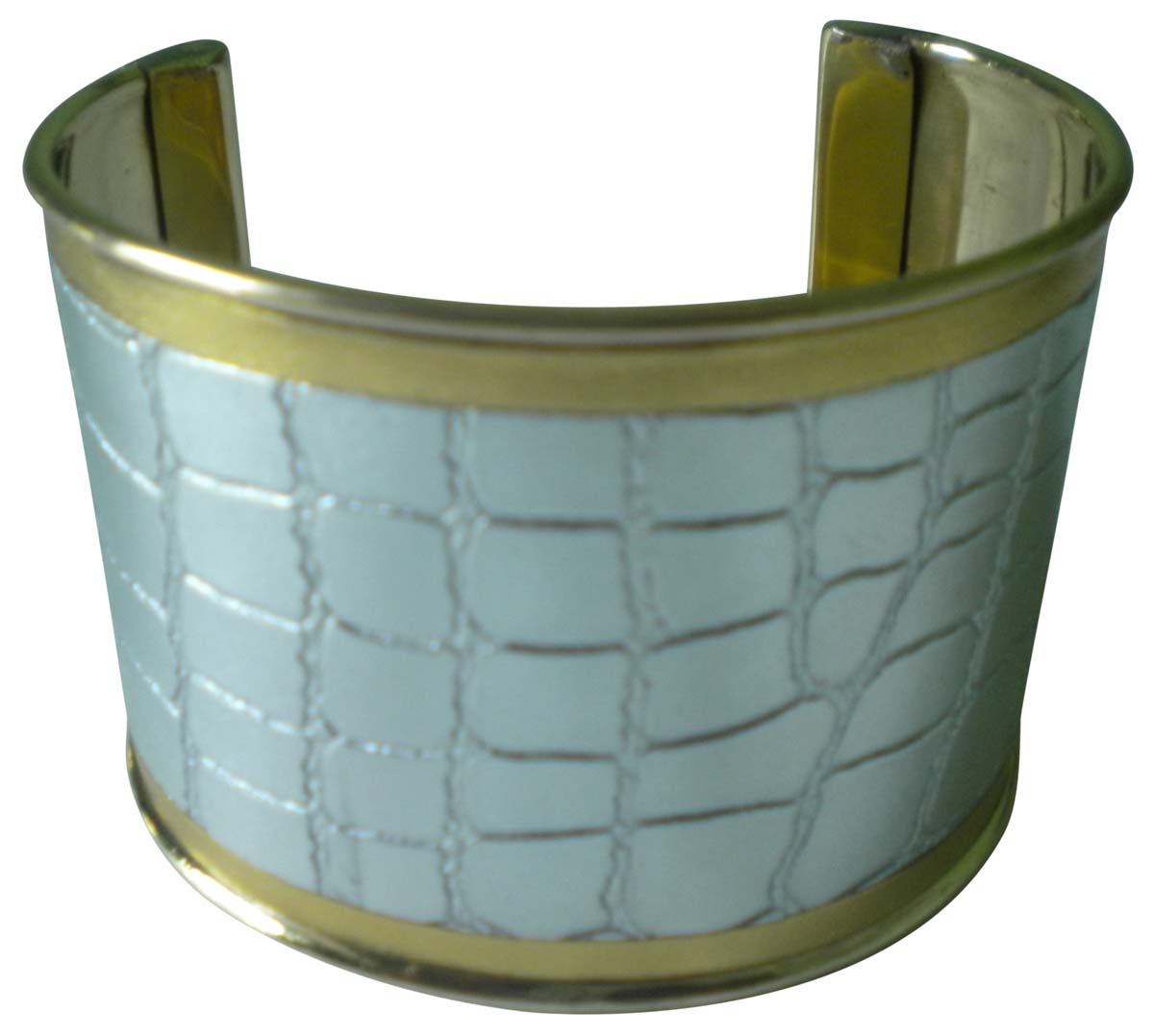 Brass Cuff Bracelet – Silver Golden – Hand-Crafted – Trendy Accessories for Women in Bulk at Wholesale - Unique Fashionable Jewelry Collection for Women/Teens