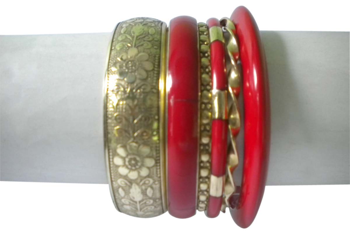 2.6” Red Golden Bangles – Assorted Set of 6 in Brass & Resin – Women Fashion Accessories in Bulk at Wholesale